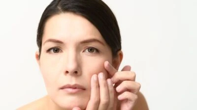 Oily Skin Guide: How to Minimize the Enlarged Pores on Skin