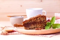 A Simple Chocolate Cake Recipe to Make Tea Time More Fun