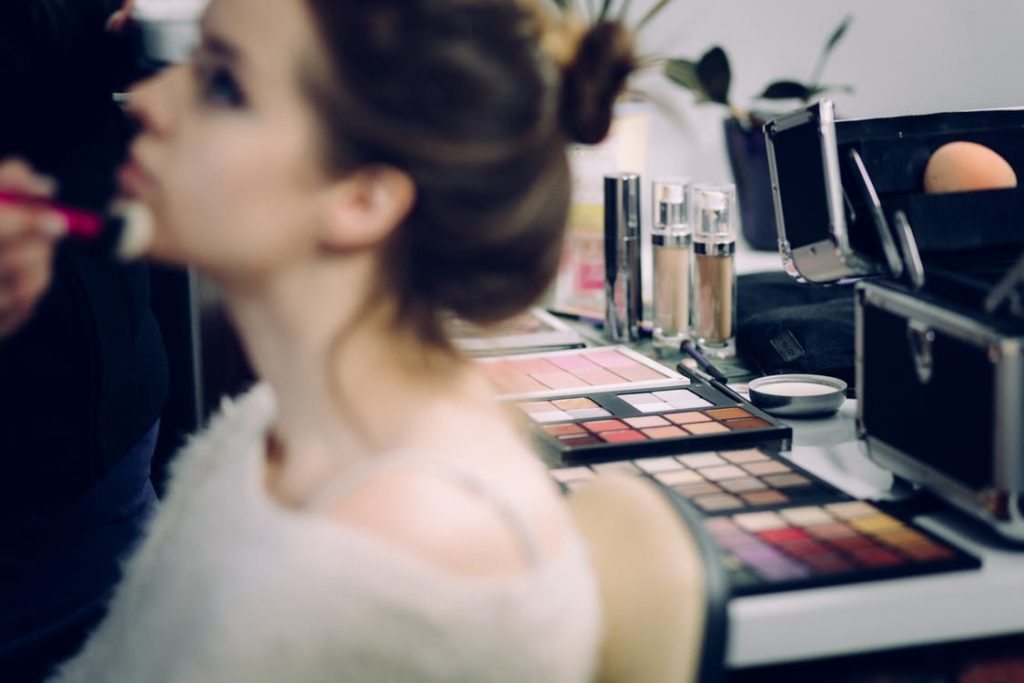 glitter makeup for skin