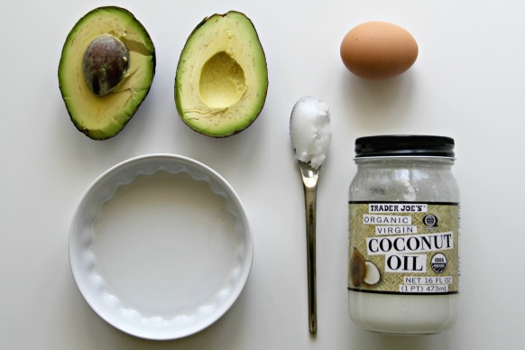 Avocado-and-coconut-oil-hair-mask--582x388