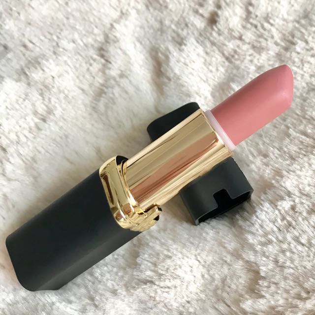 Matte at bat shade 100 Loreal