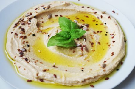 A Night Eater 6 Late Night Snacks That Are Good For You Hummus