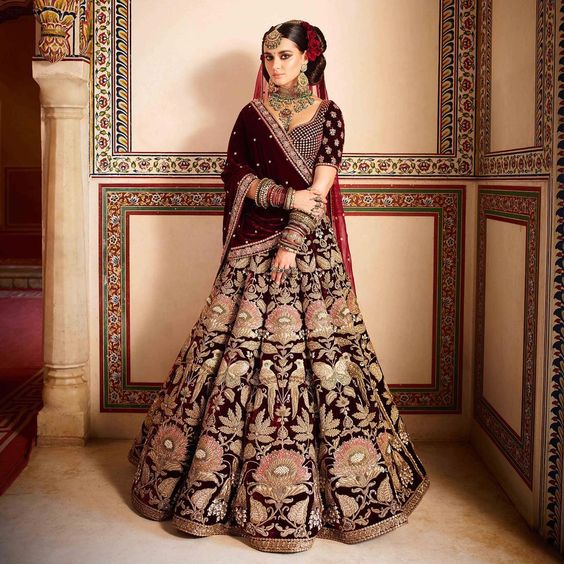 Sayuri lehnga by sabyasachi