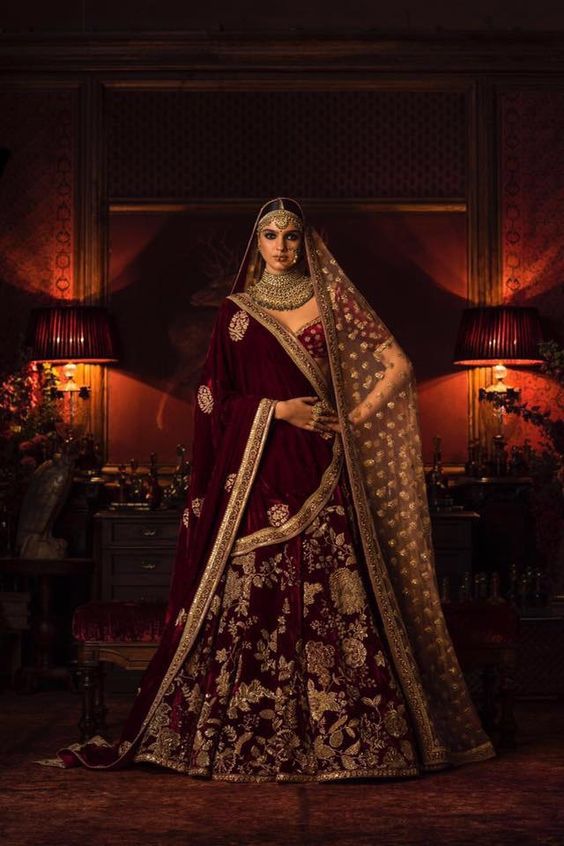 sabyasachi lehnga designs lates