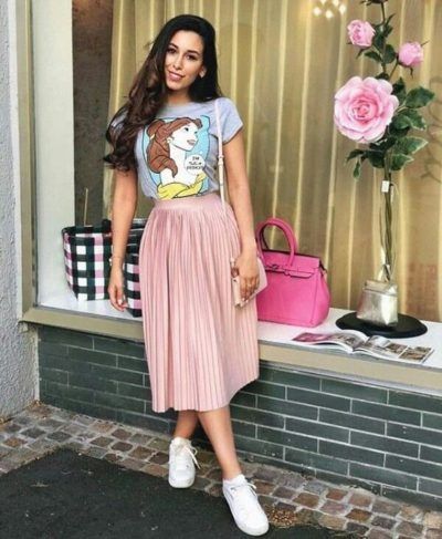 pink pleated skirt with tee