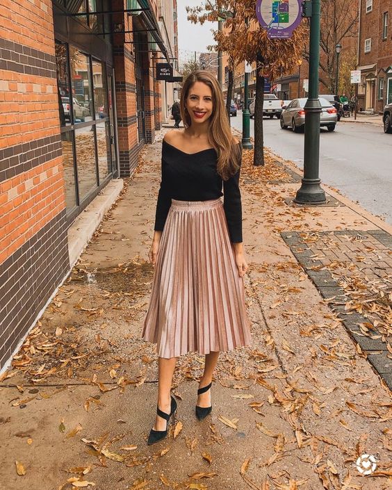 pleated skirts with blouse