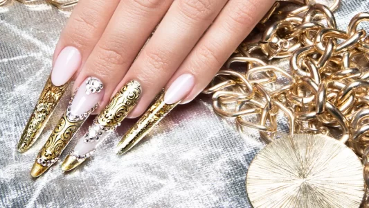Gold Foil Nail Style